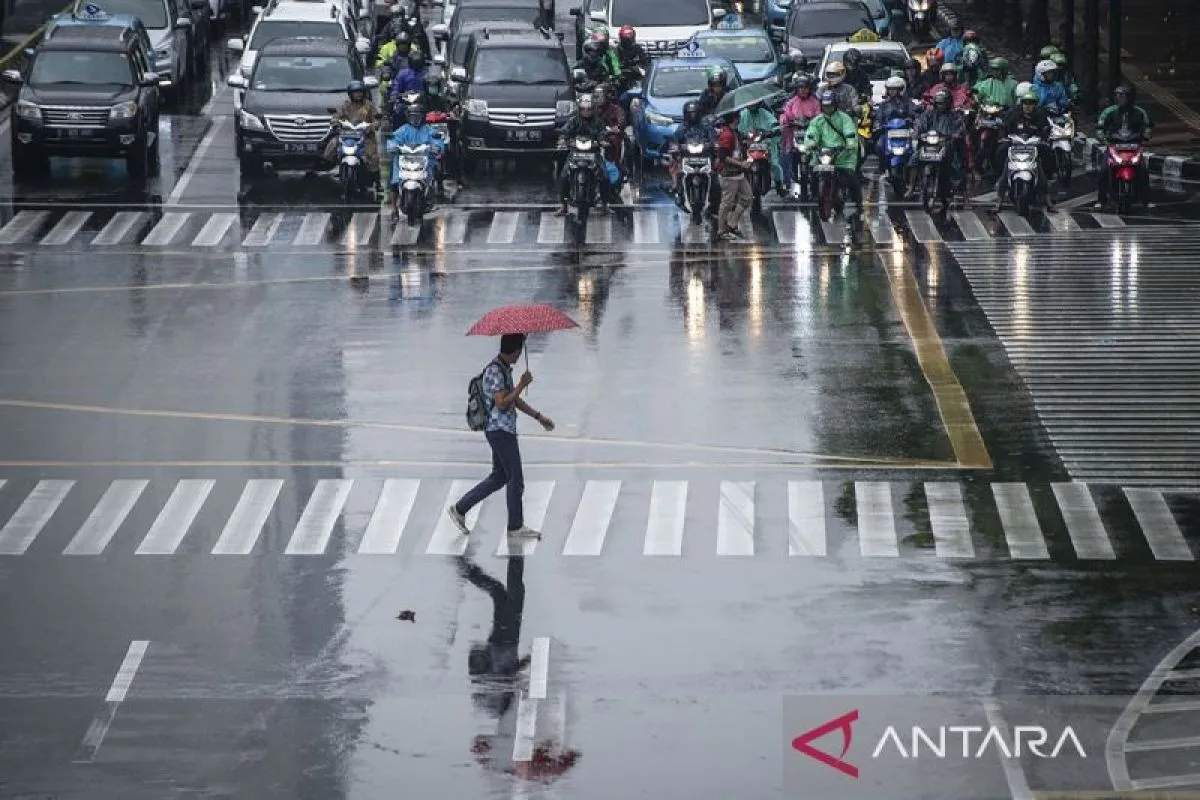 BMKG Prakirakan Hujan Ringan Guyur Jakarta pada Selasa Sore hingga Malam