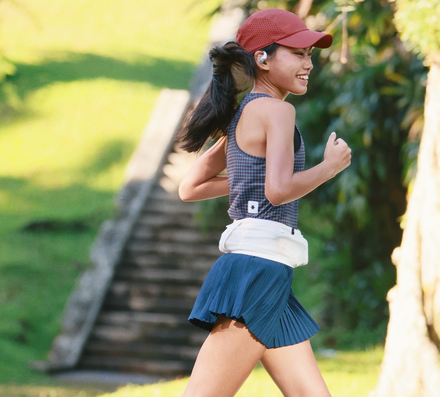 Barang Penting untuk Marathon, Energy Gel hingga Minuman Isotonik Jadi Bekal Namira Adjani